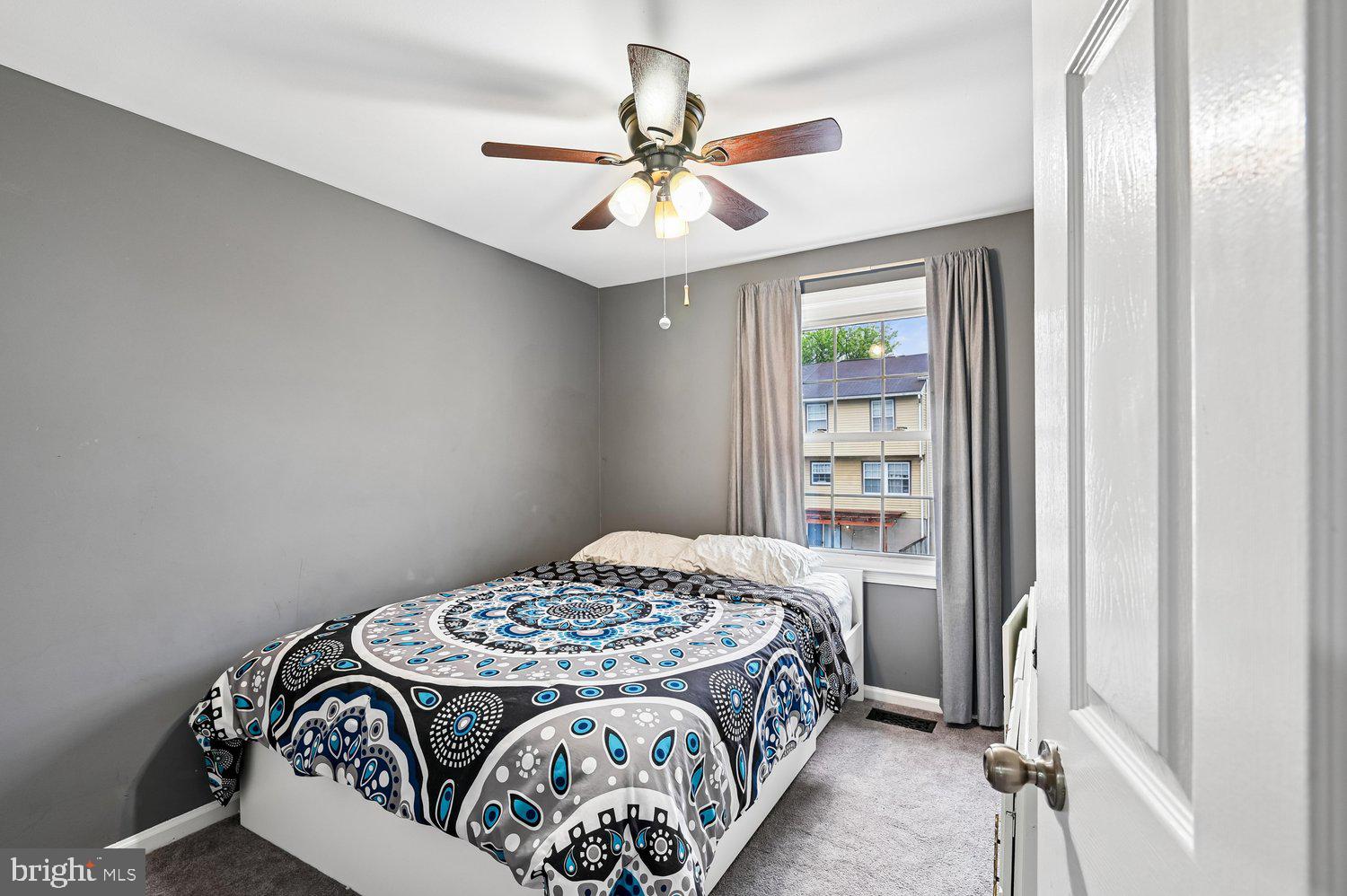 KINGS COURT - Residential