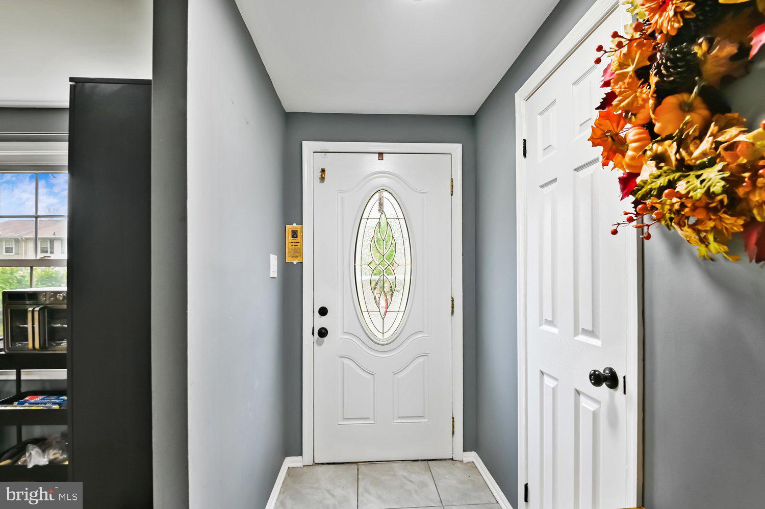 KINGS COURT - Residential