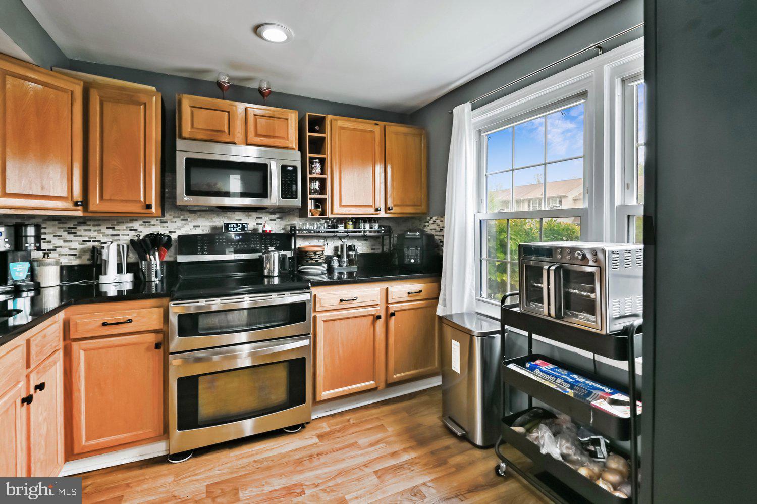 KINGS COURT - Residential