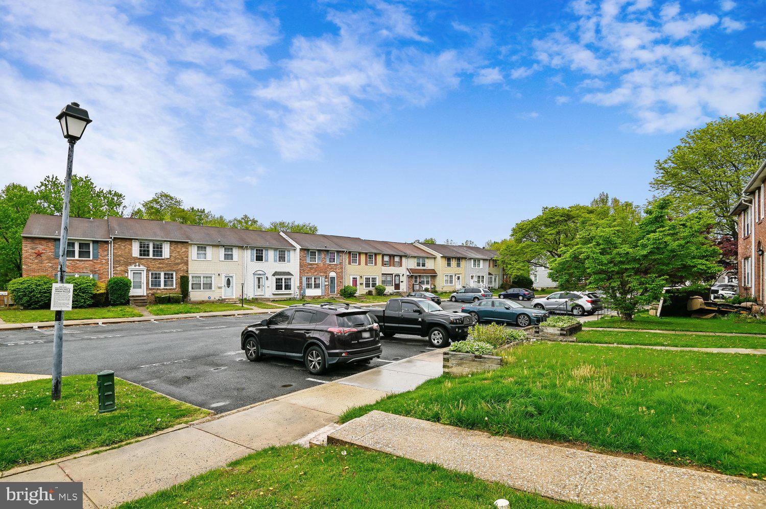 KINGS COURT - Residential