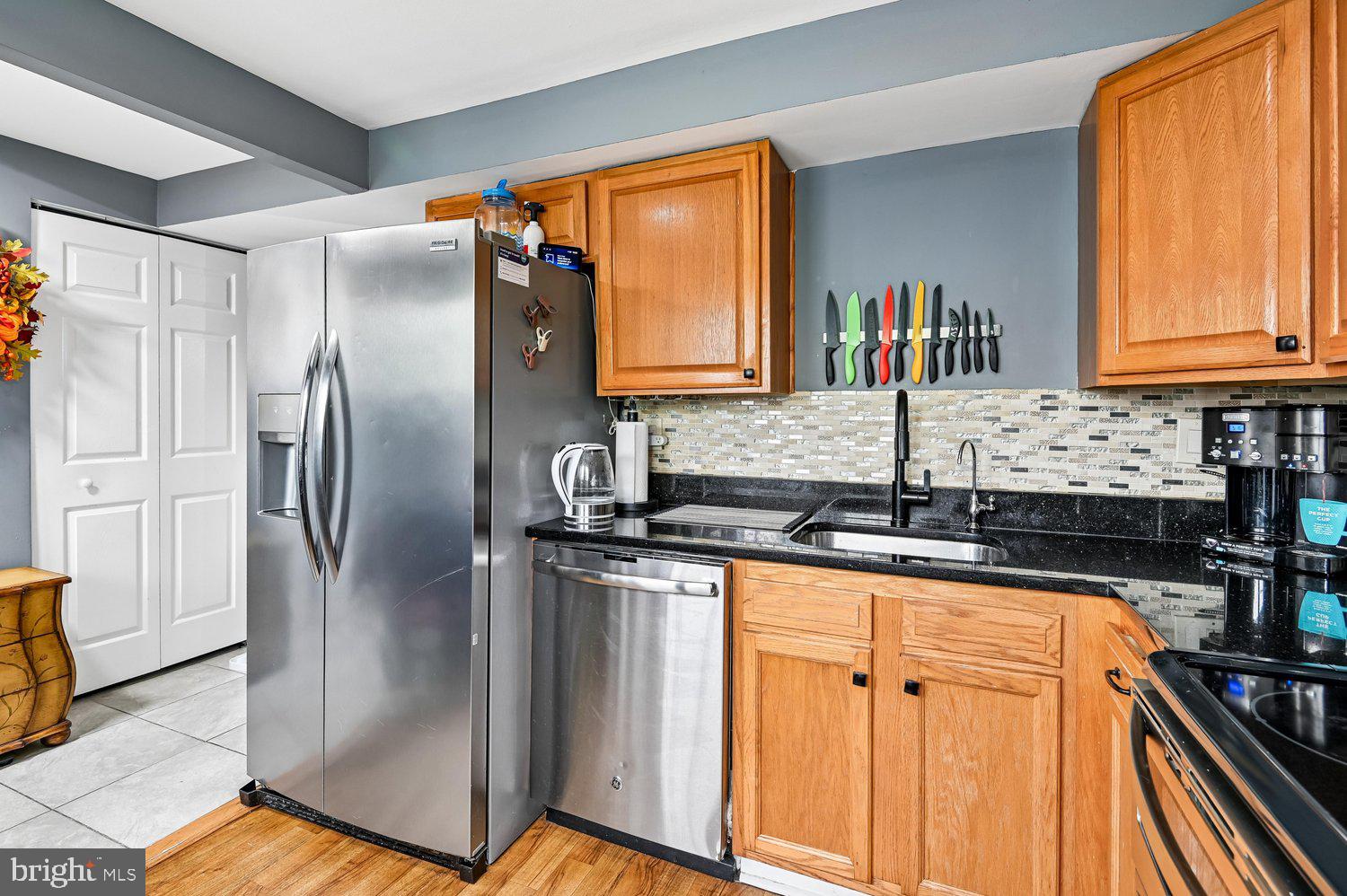 KINGS COURT - Residential