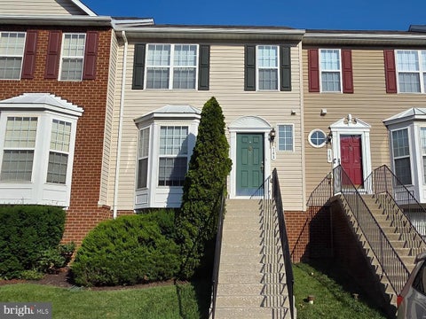 Townhouse For Rent - 741 Heather Stone Loop #55<br/> GLEN BURNIE, MD 21061