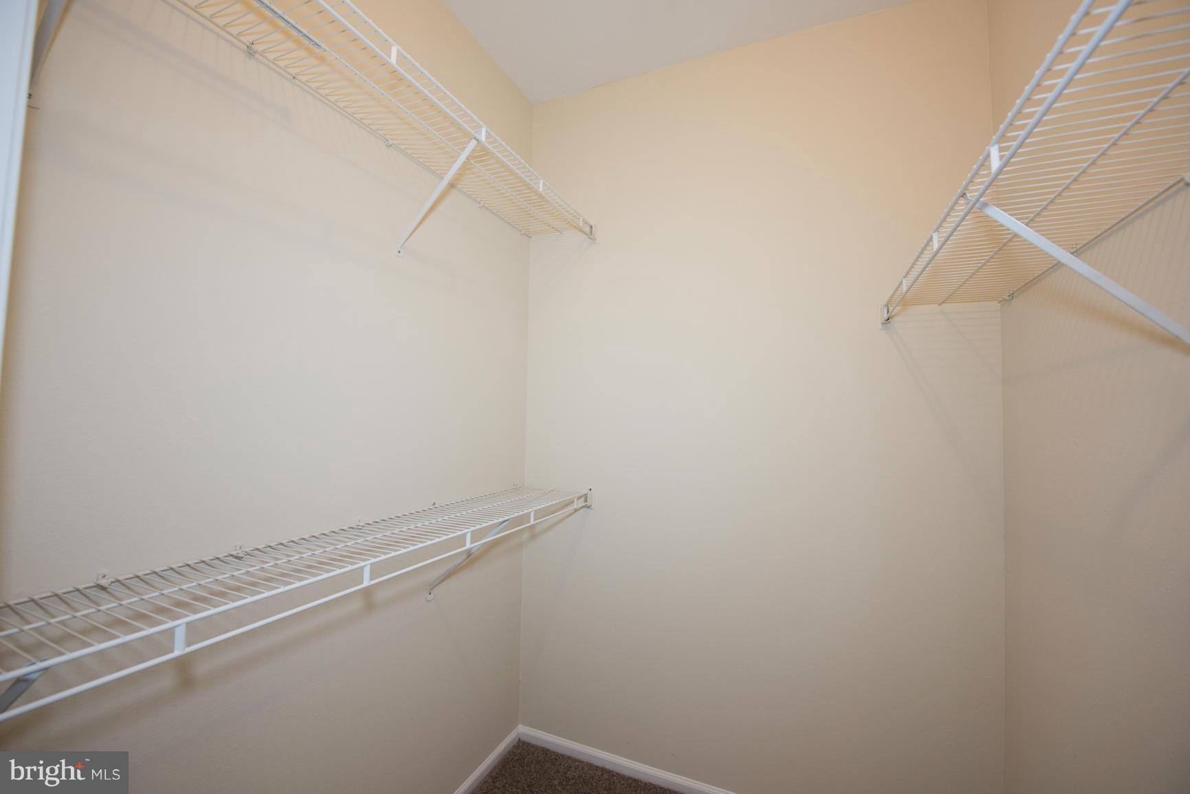 GATES OF MCLEAN - Residential