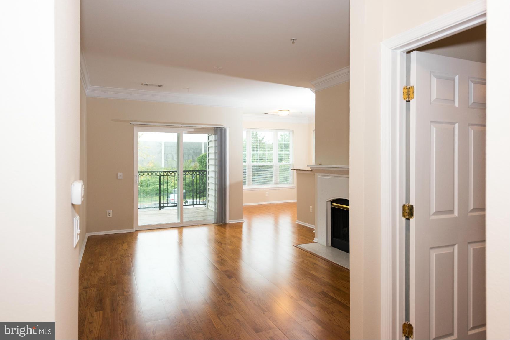 GATES OF MCLEAN - Residential