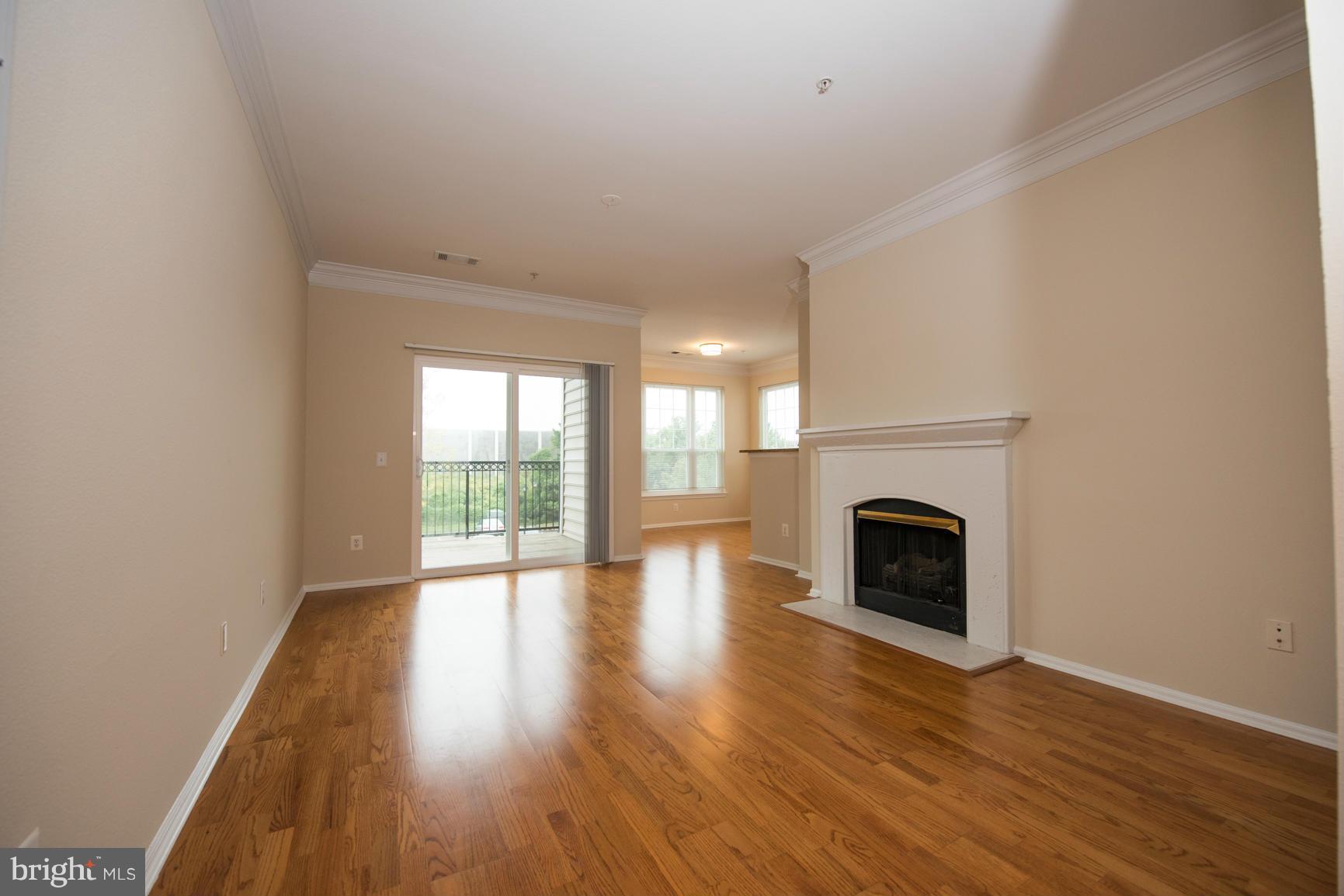 GATES OF MCLEAN - Residential