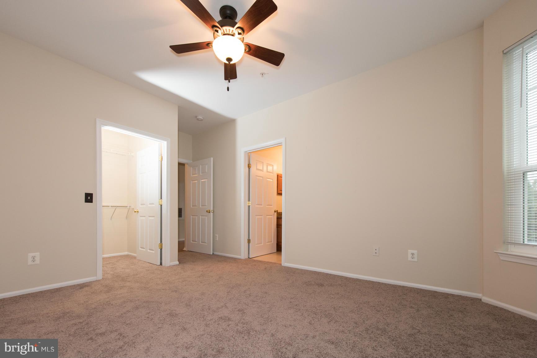 GATES OF MCLEAN - Residential