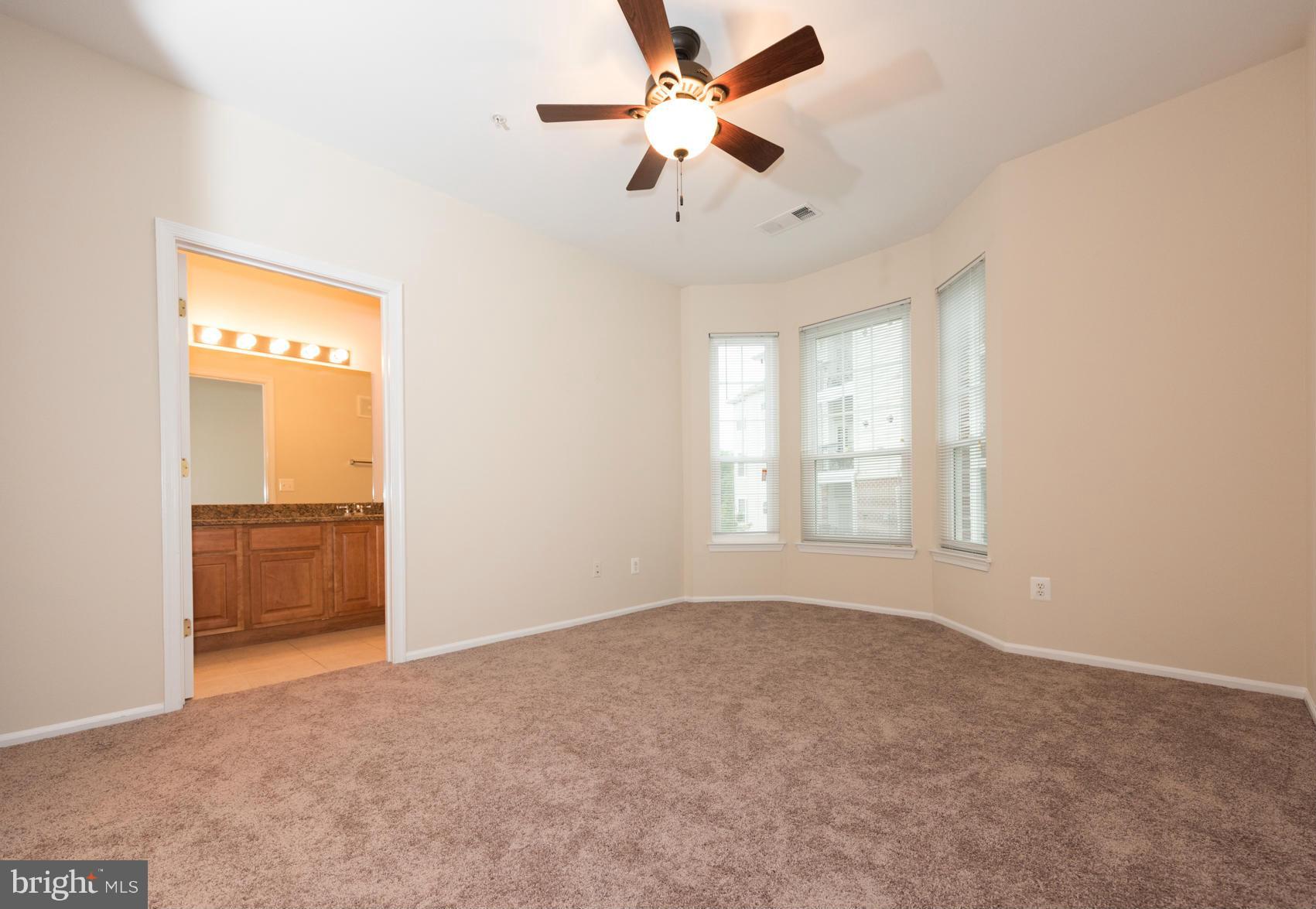 GATES OF MCLEAN - Residential