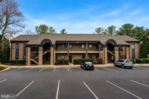 Photo of 4604 Pinecrest Office Park Drive #F, ALEXANDRIA, VA 22312 (MLS # VAFX2312280)