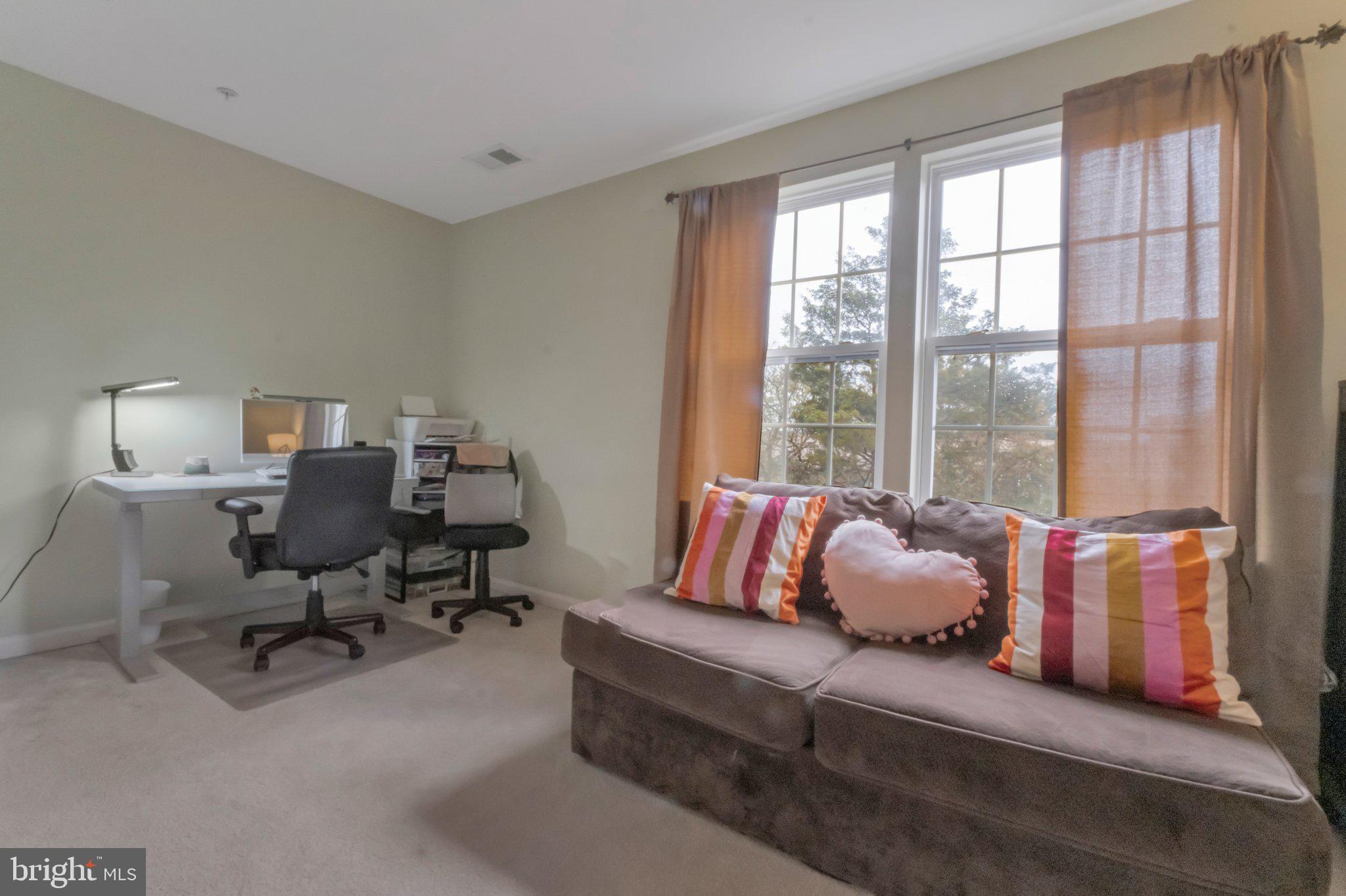 MADISON LANE - Residential