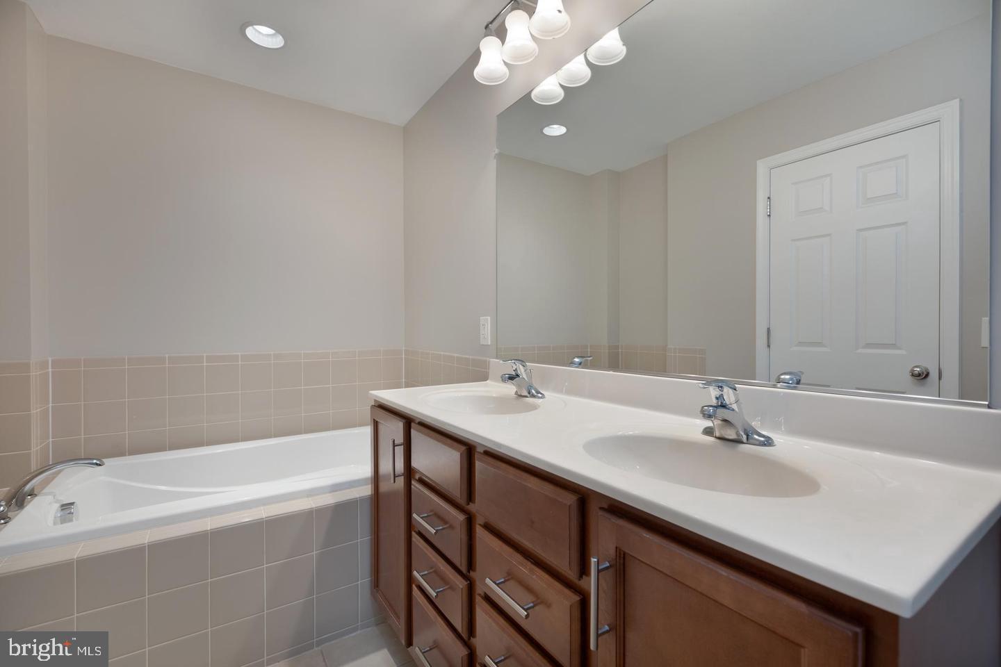 BRAMBLETON - Residential Lease