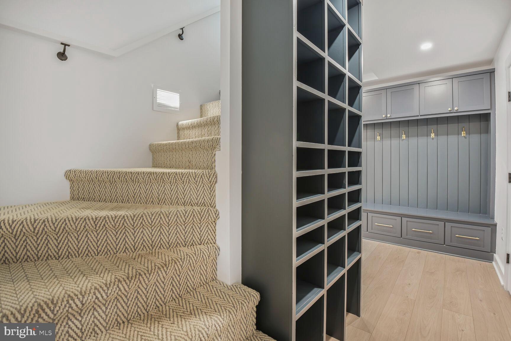 SUMNER - Residential