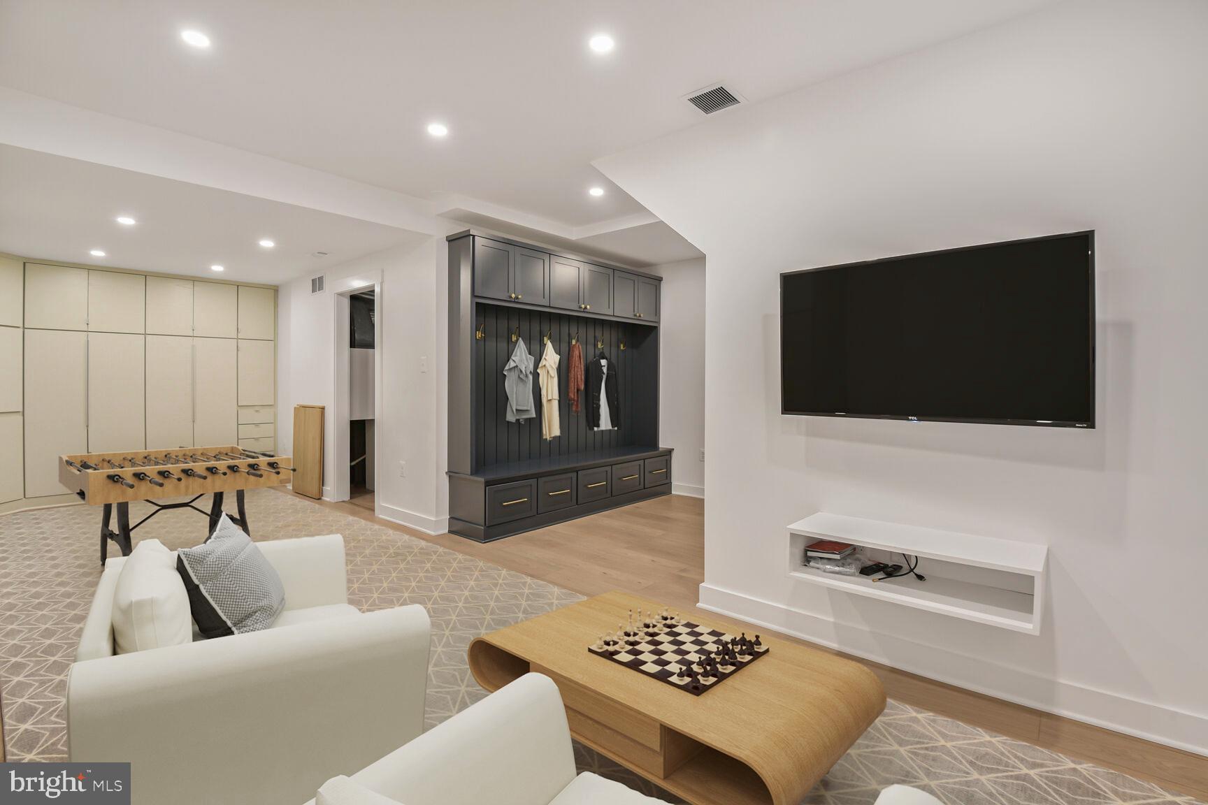 SUMNER - Residential