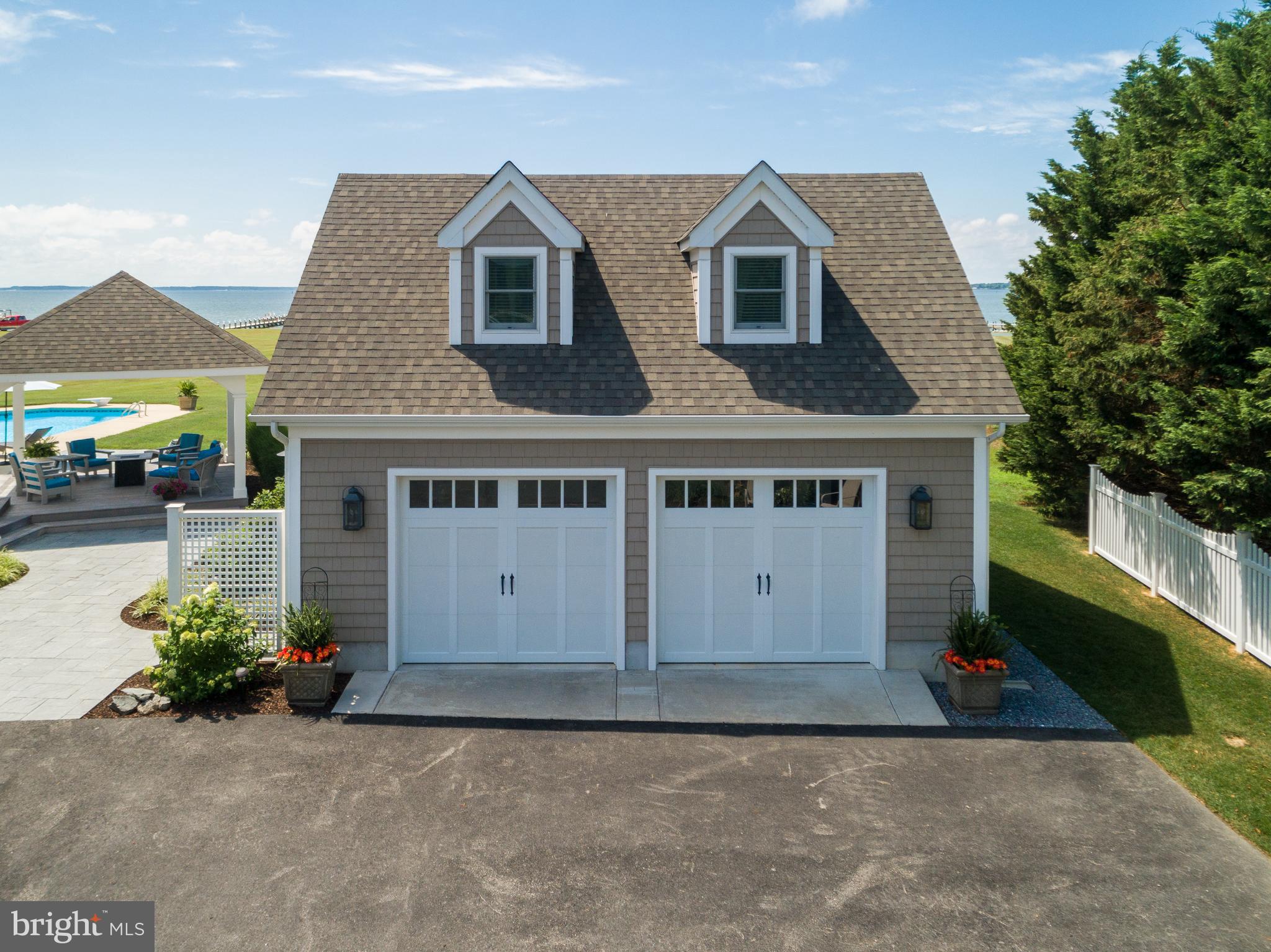 GOOSE POINT ESTATES - Residential