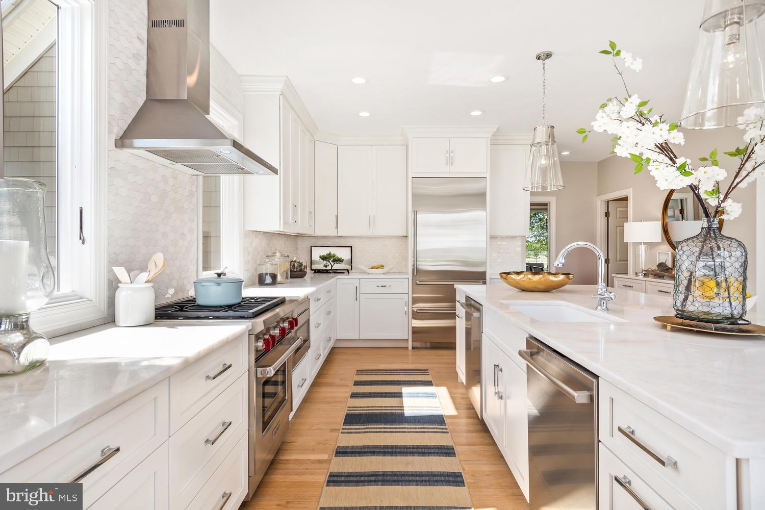 GOOSE POINT ESTATES - Residential