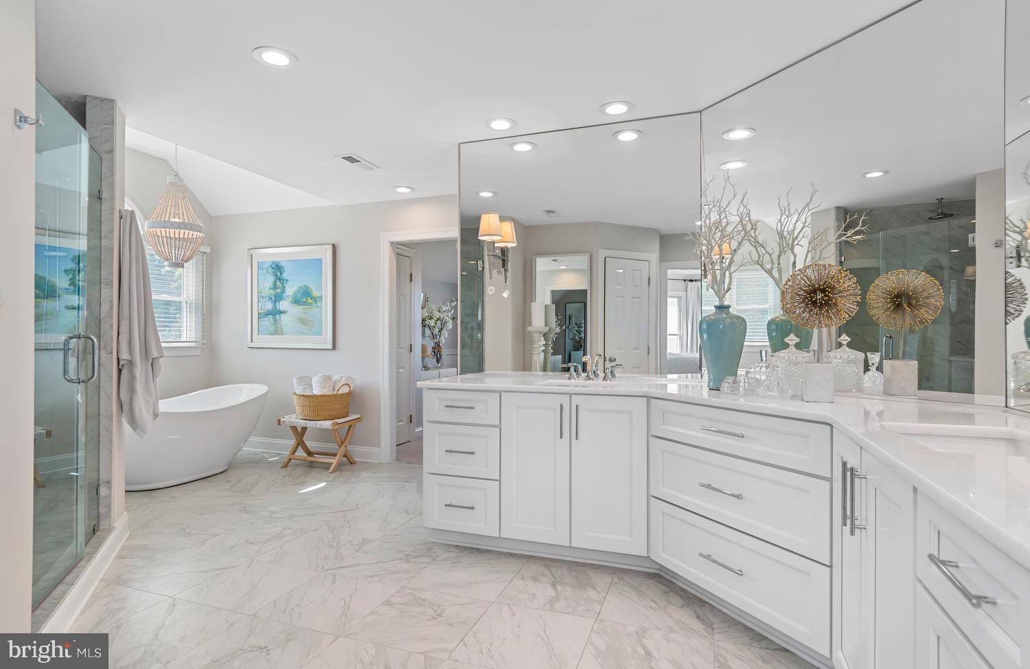 GOOSE POINT ESTATES - Residential