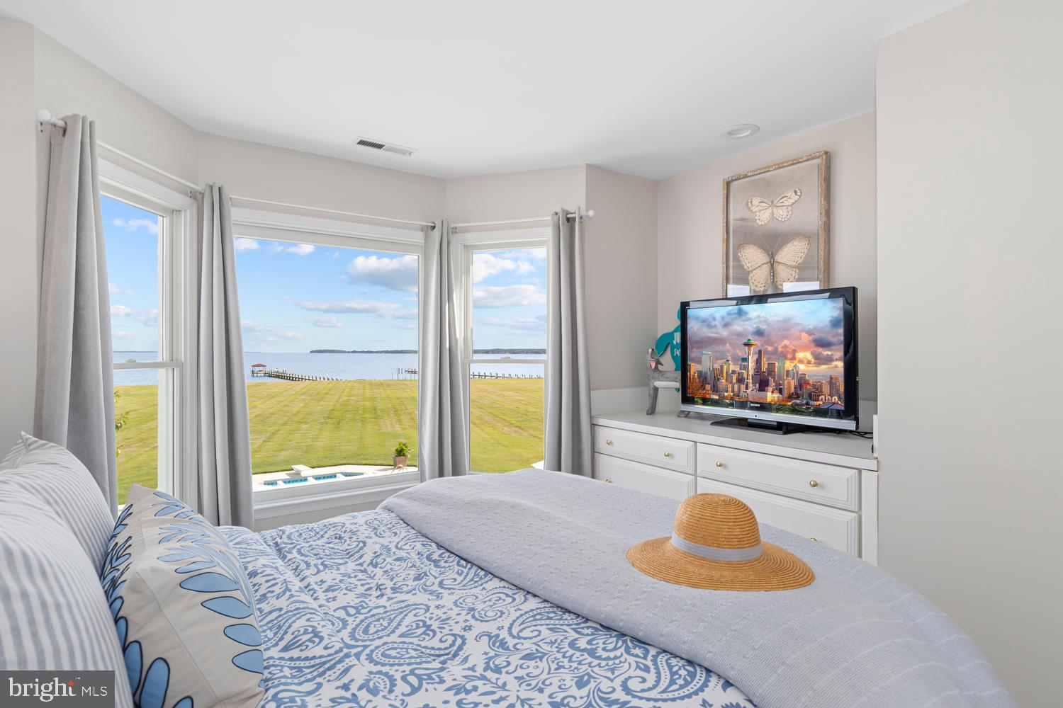 GOOSE POINT ESTATES - Residential