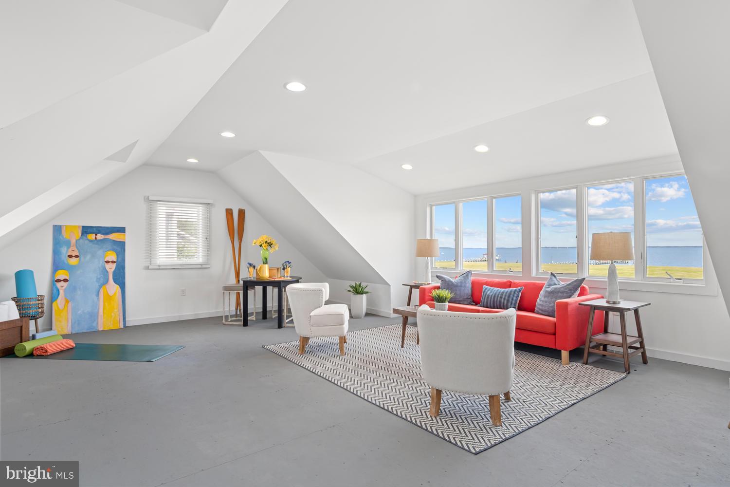 GOOSE POINT ESTATES - Residential