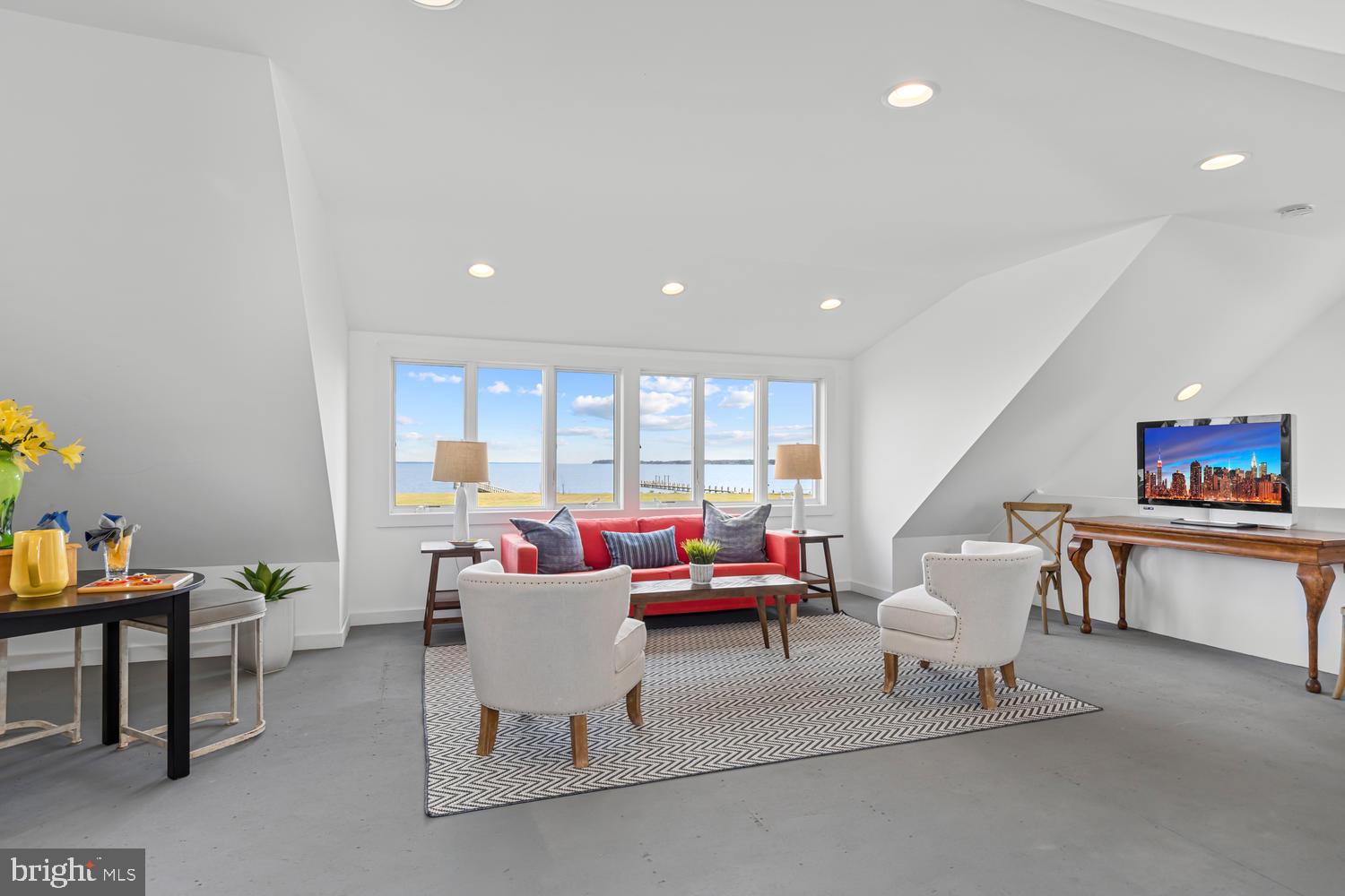 GOOSE POINT ESTATES - Residential