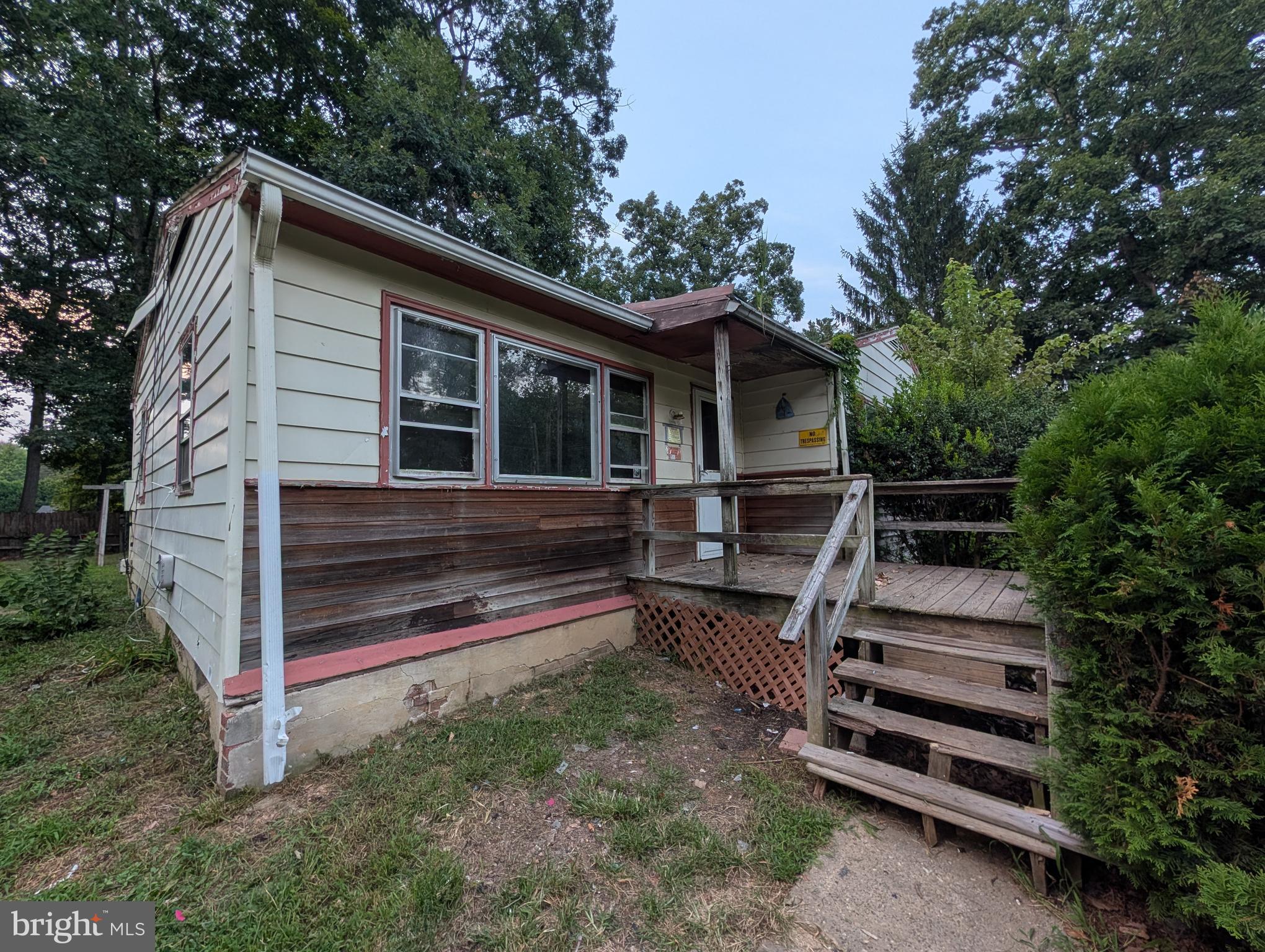 15 ACORN DRIVE