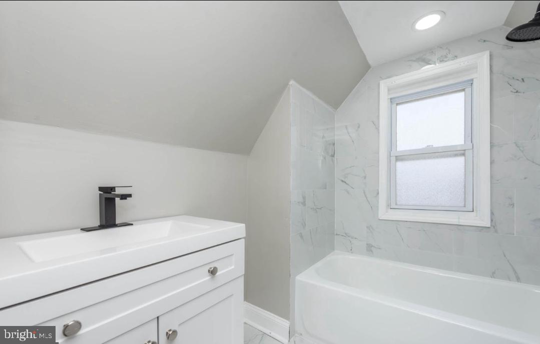 PEN LUCY - Residential