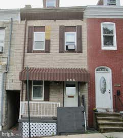 527 S 10TH STREET READING PA 19602