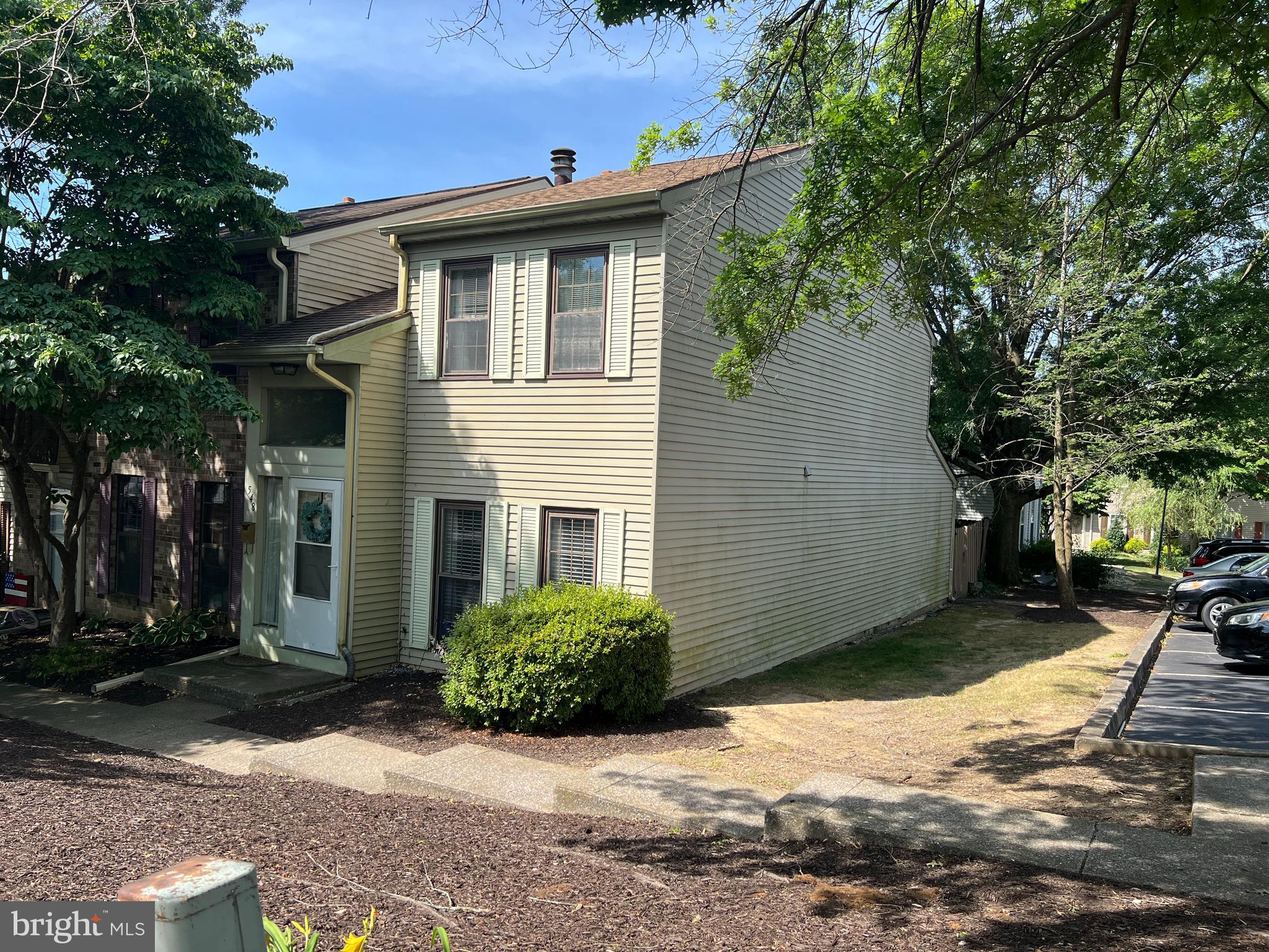 HEATHERFIELD - Residential Lease