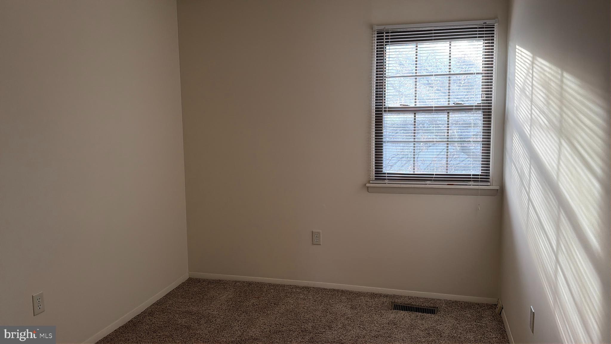 HEATHERFIELD - Residential Lease