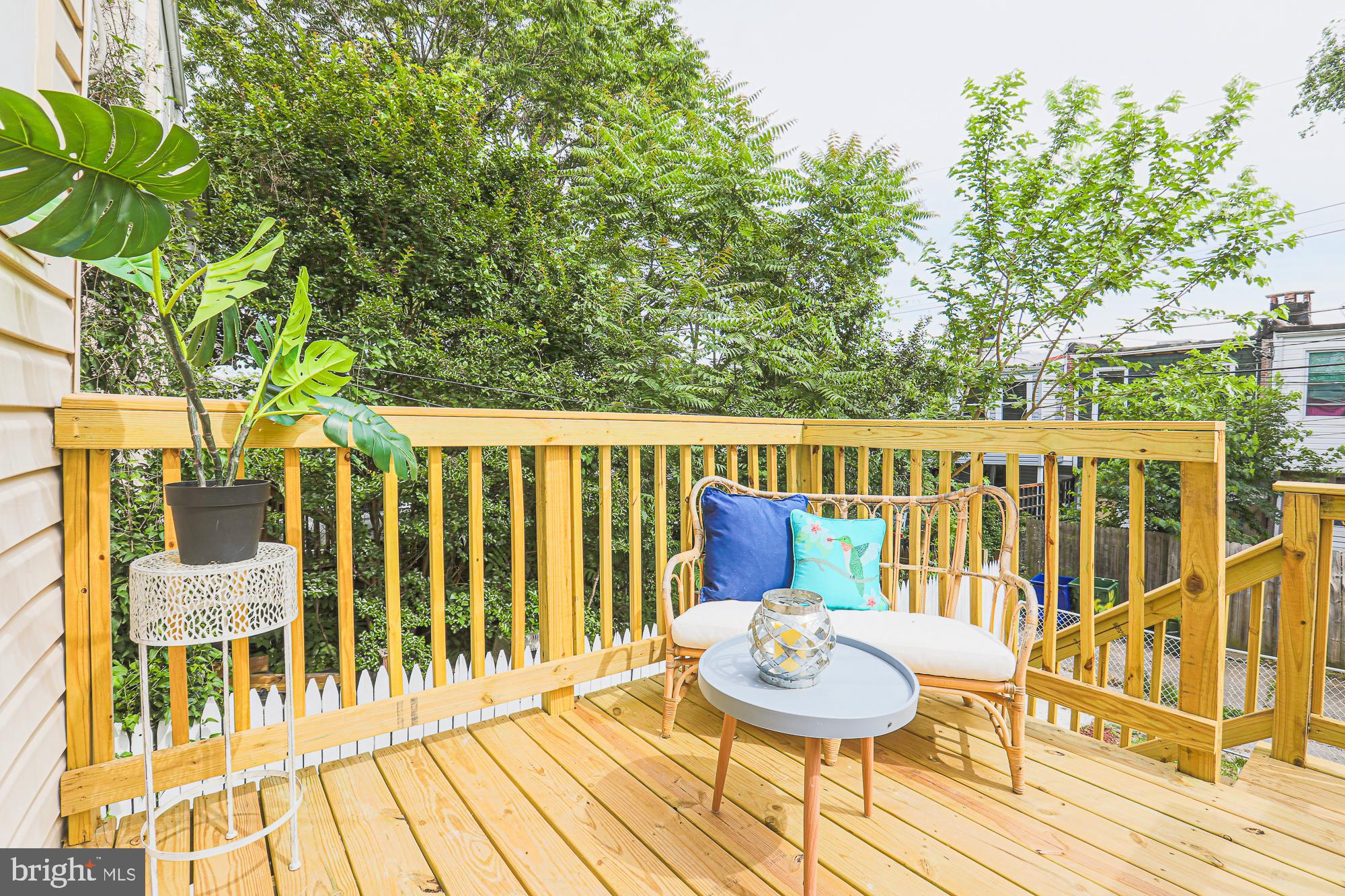 WAVERLY - Residential