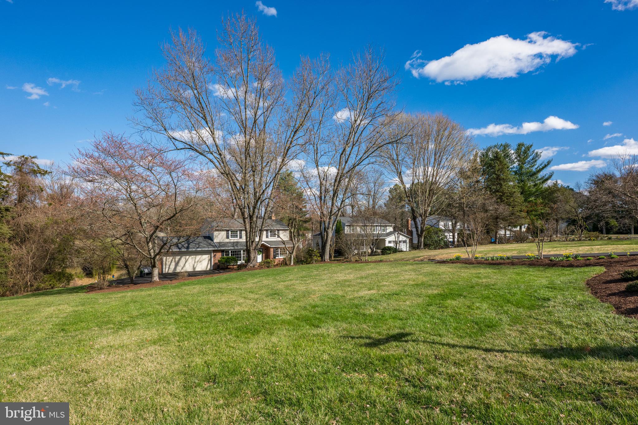 1155 KETTLE POND LANE