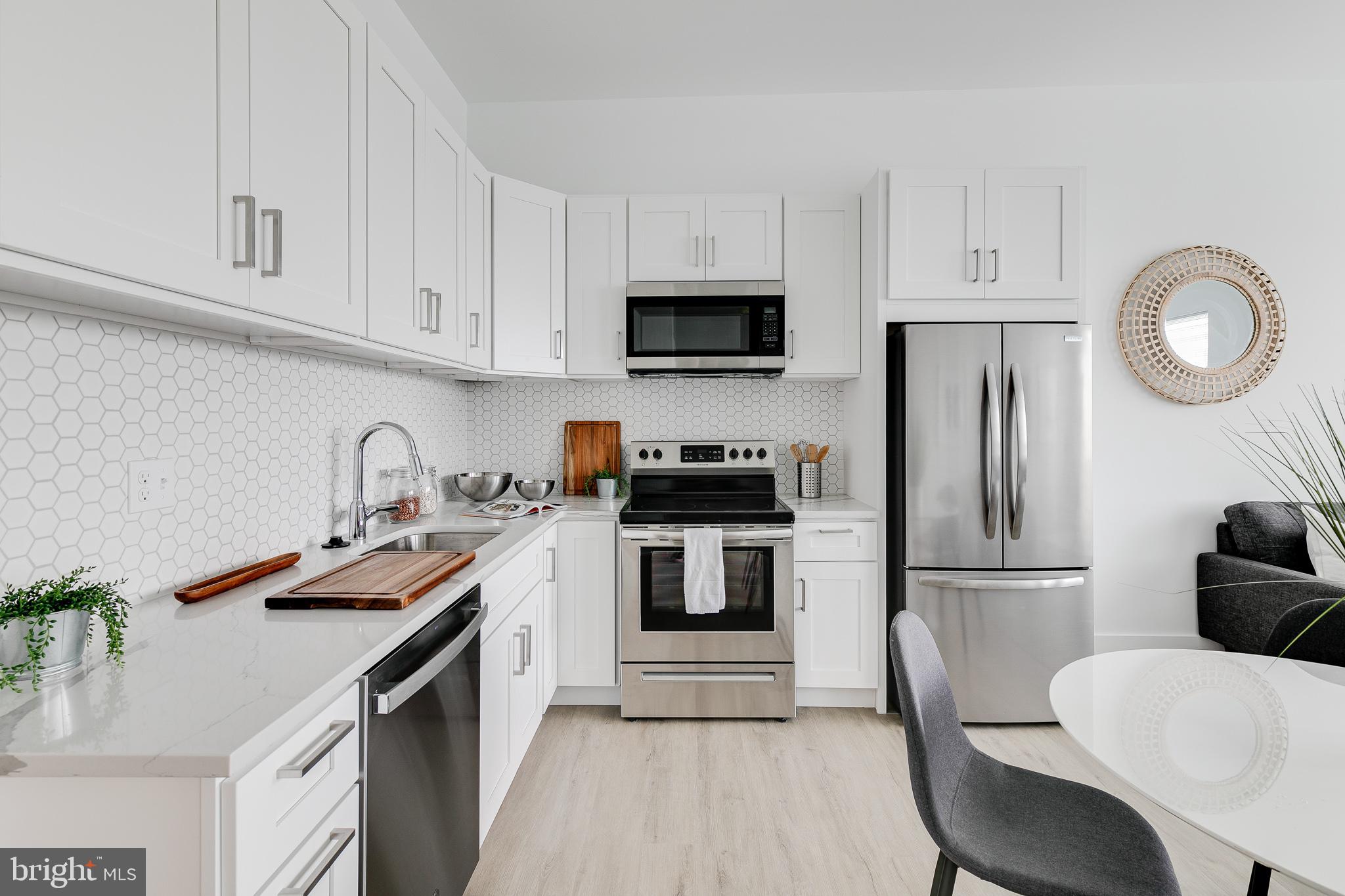 GRADUATE HOSPITAL - Residential Lease