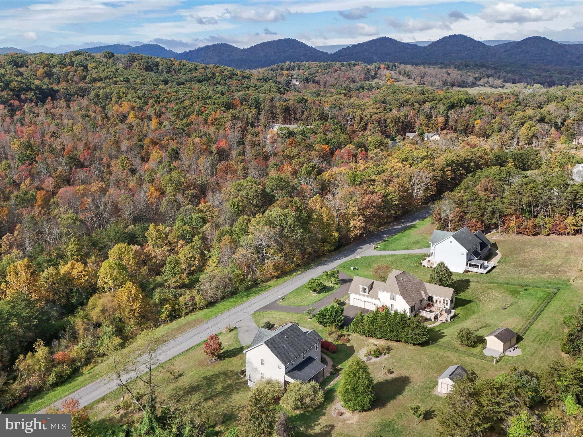 LAKEWOOD - Residential