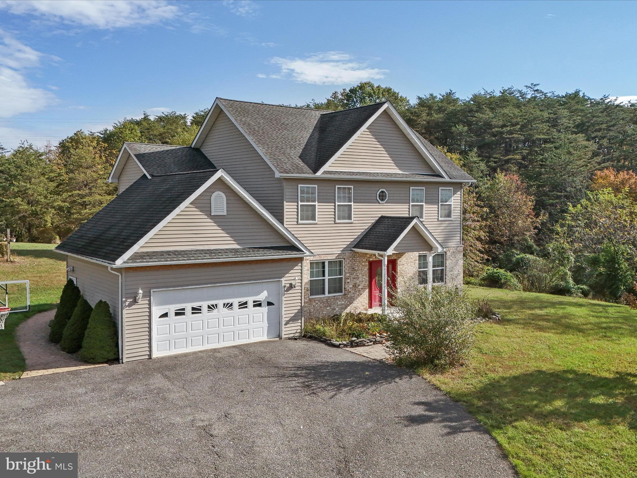 LAKEWOOD - Residential