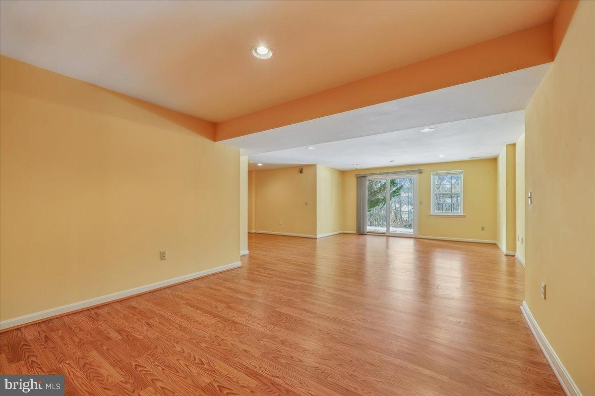 KINGS SQUARE - Residential