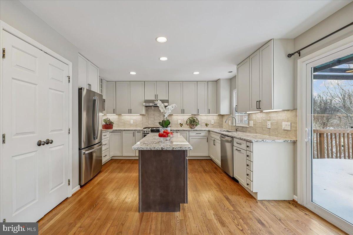 KINGS SQUARE - Residential