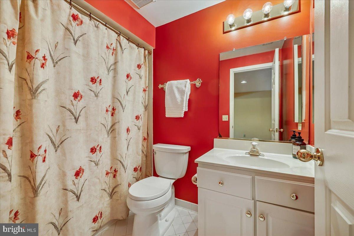 KINGS SQUARE - Residential