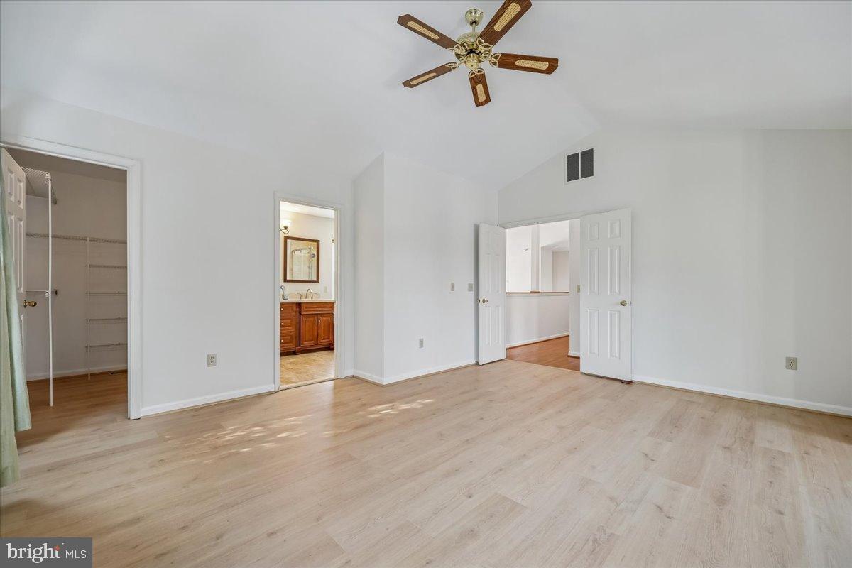 KINGS SQUARE - Residential