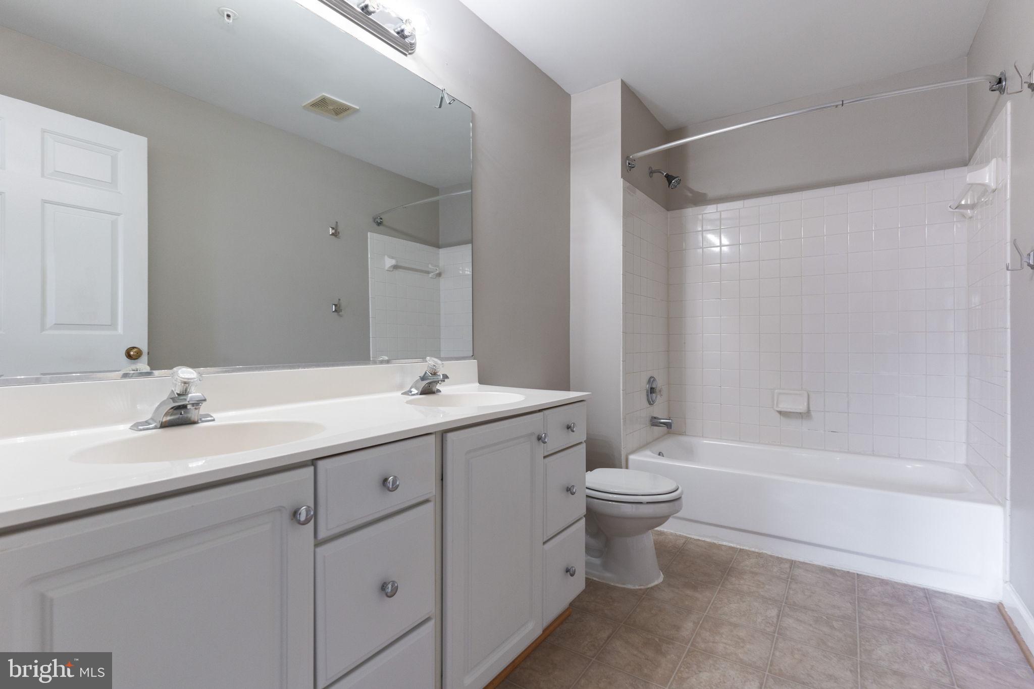 HIGHLAND AT GUNSTON CORNER - Residential Lease