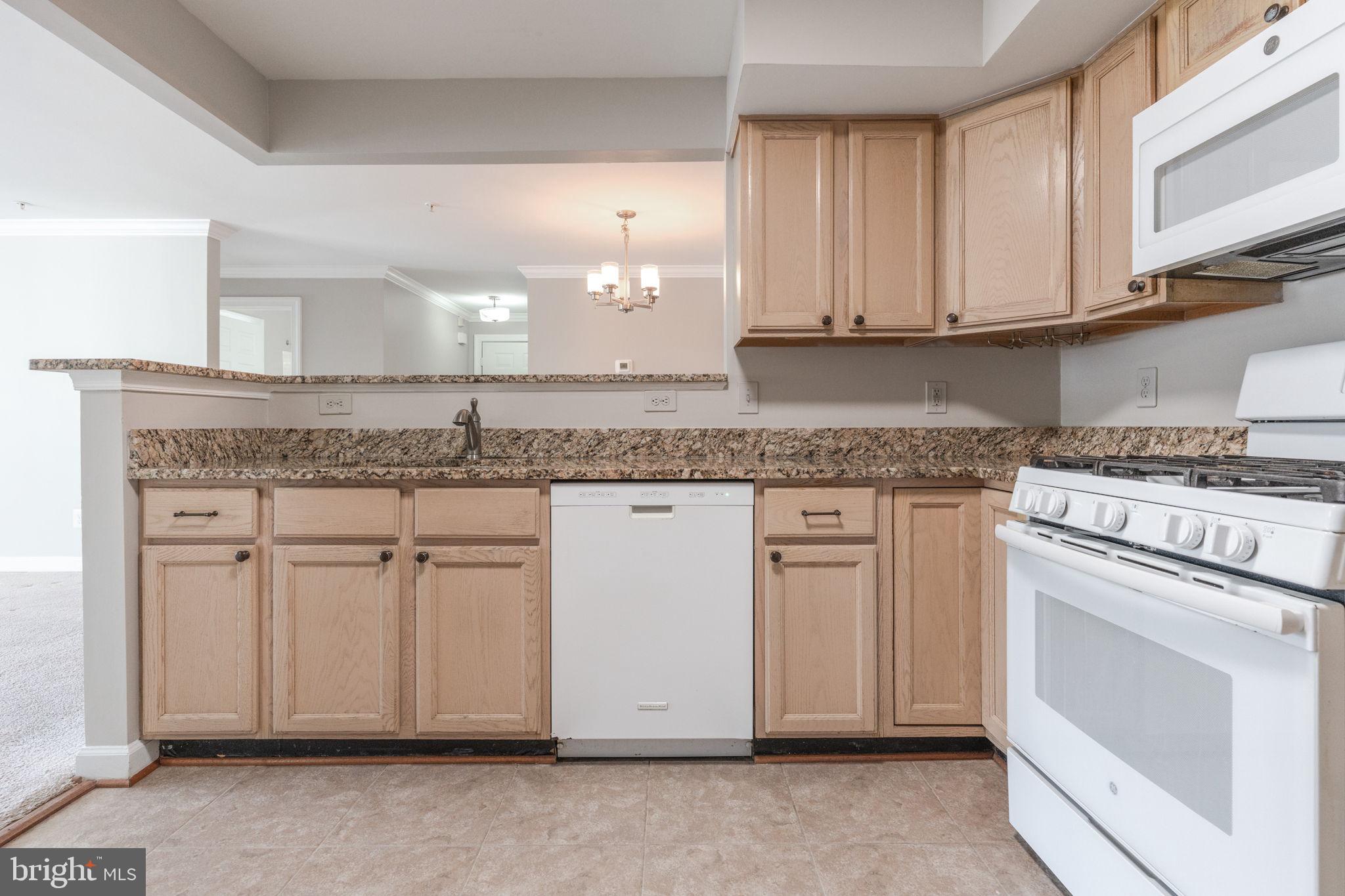 HIGHLAND AT GUNSTON CORNER - Residential Lease