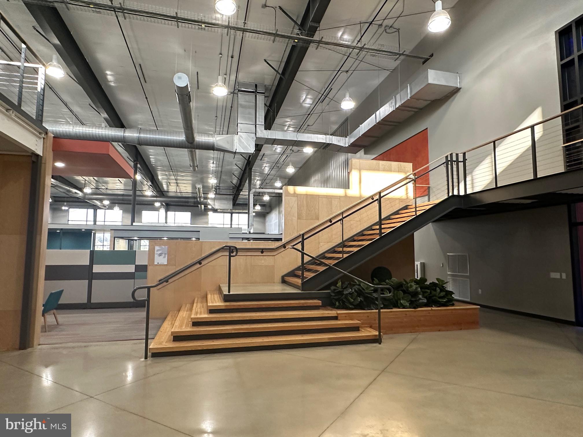 100 W MILLPORT ROAD 4B