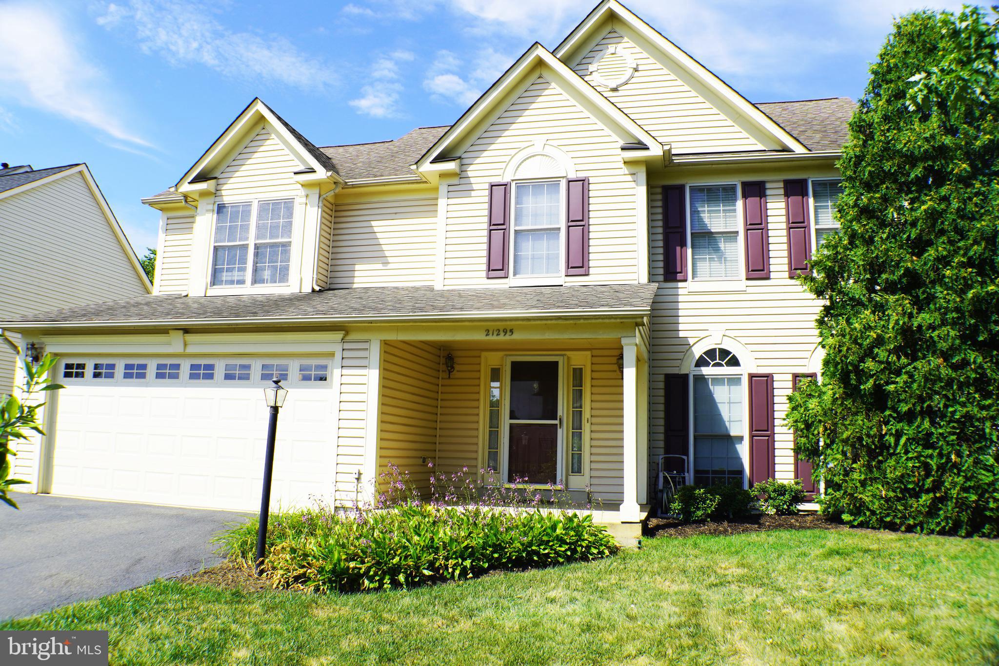 ASHBURN VILLAGE - Residential Lease