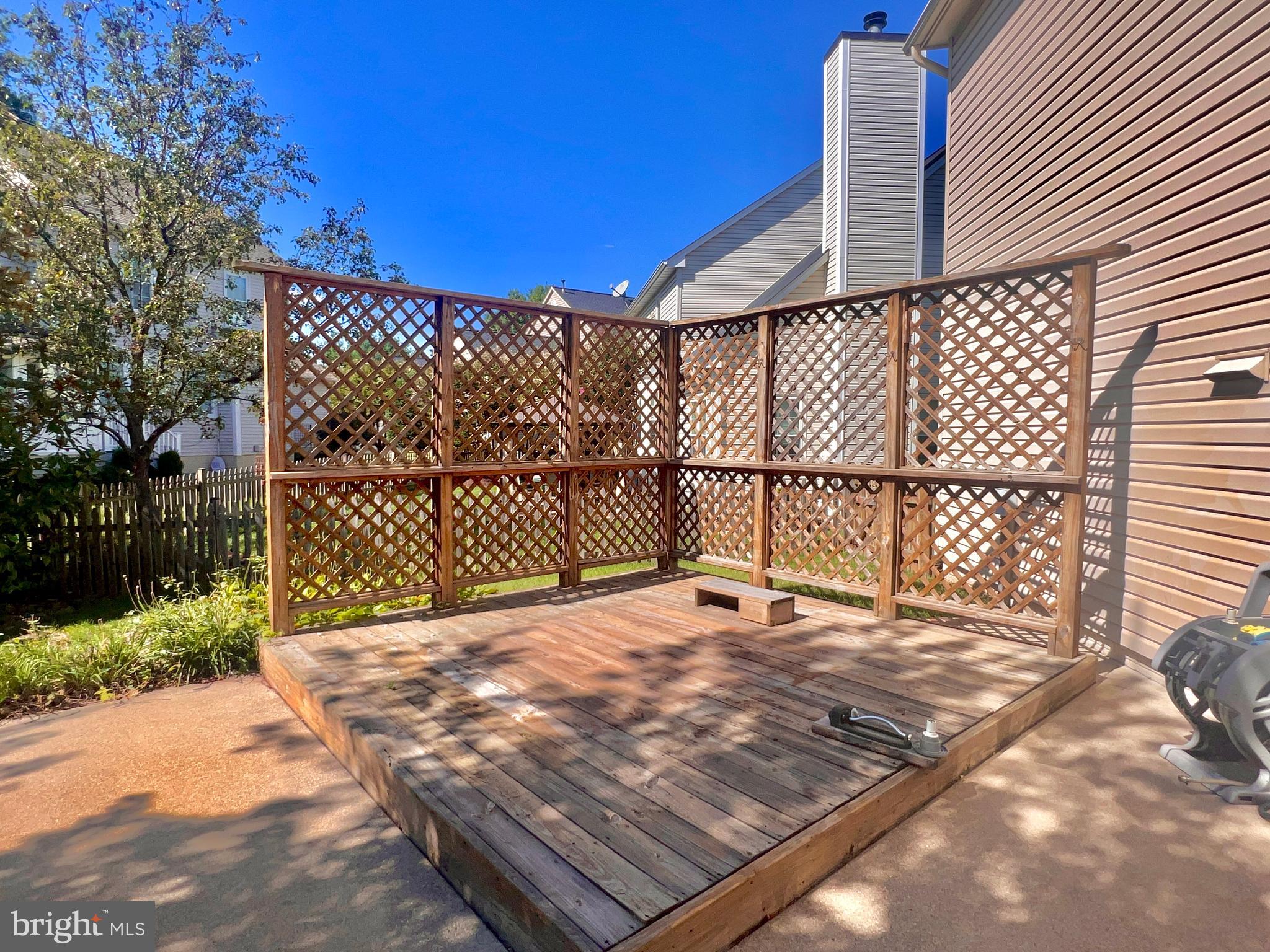 ASHBURN VILLAGE - Residential Lease