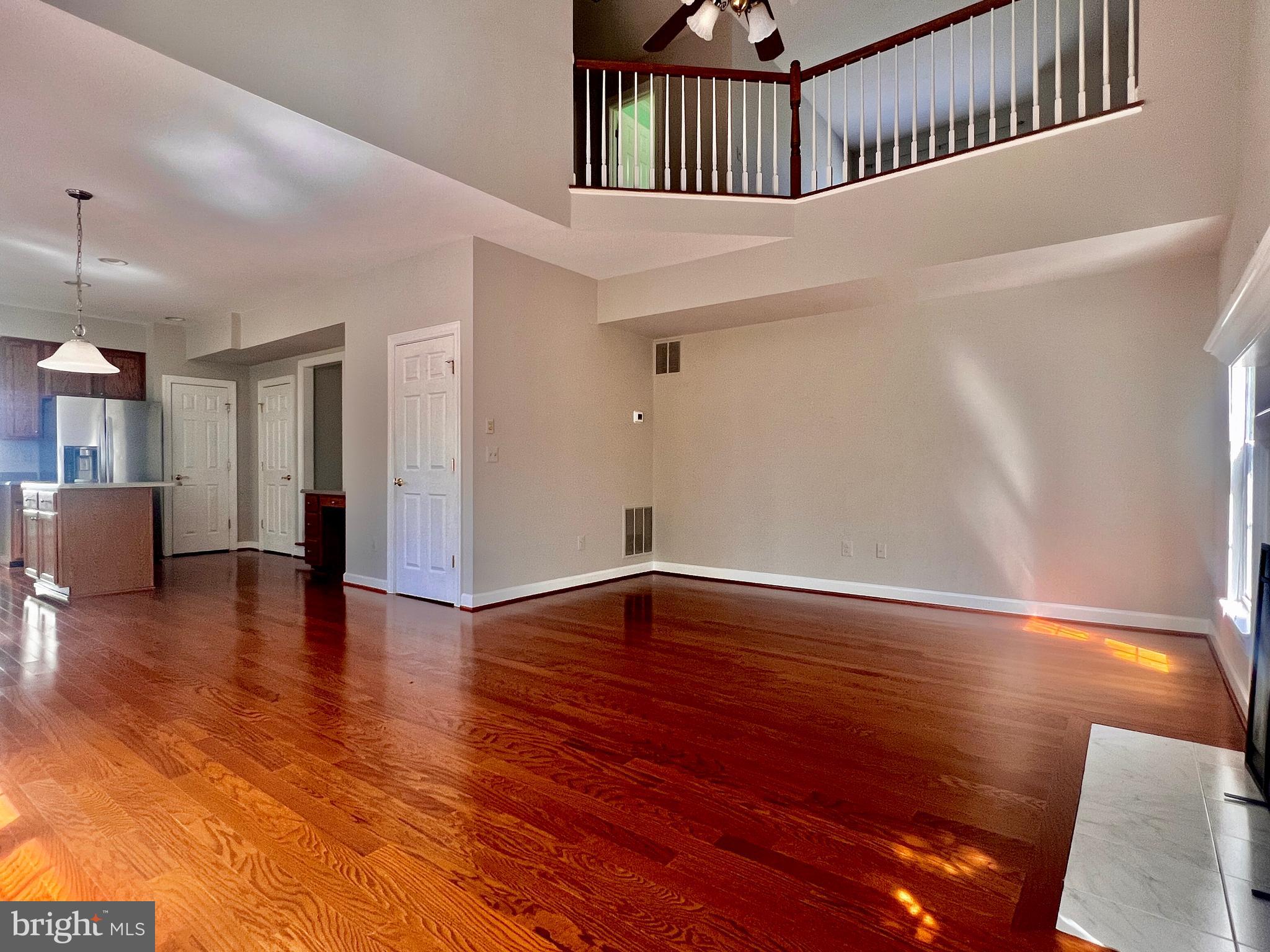 ASHBURN VILLAGE - Residential Lease