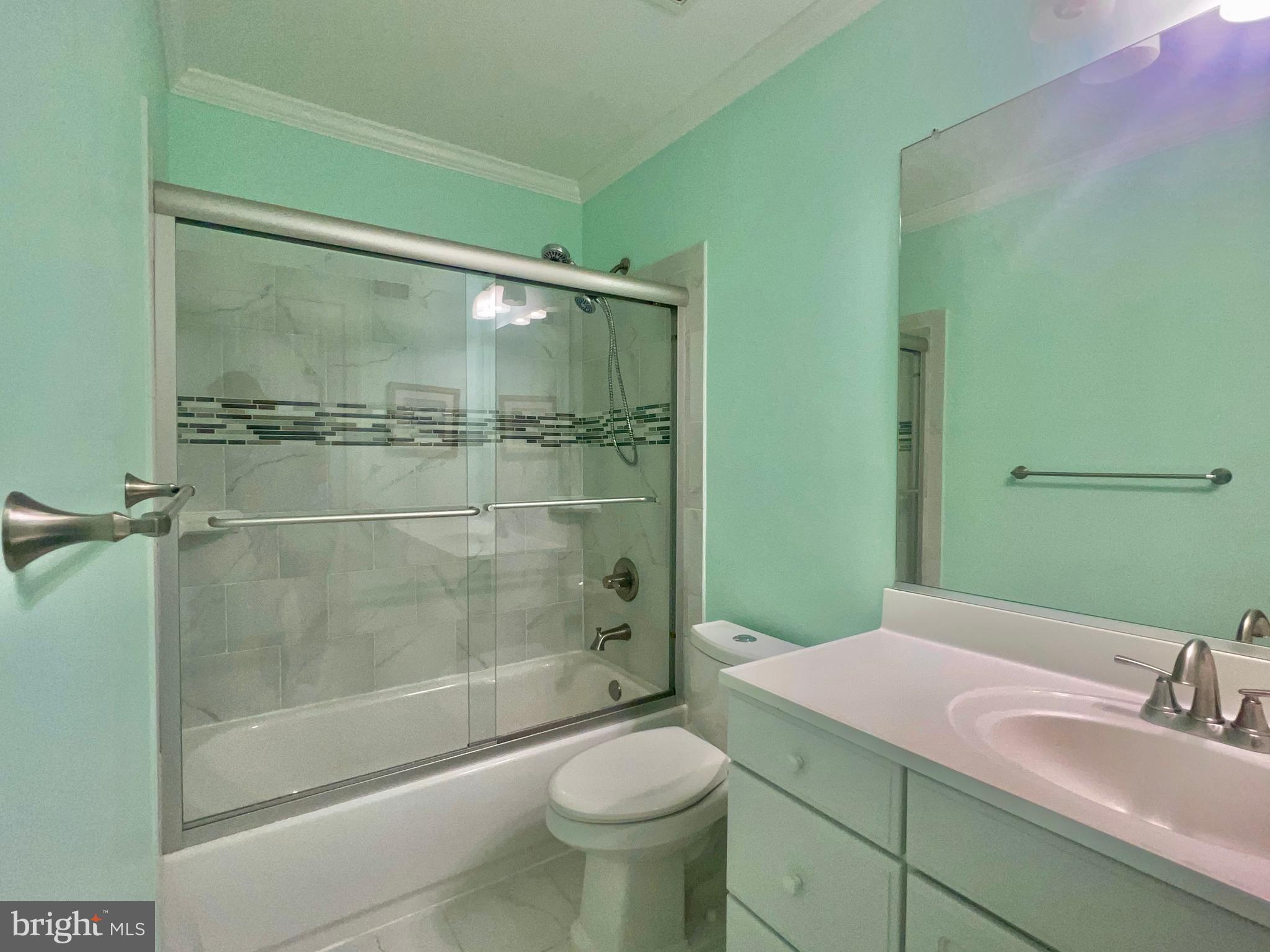 ASHBURN VILLAGE - Residential Lease