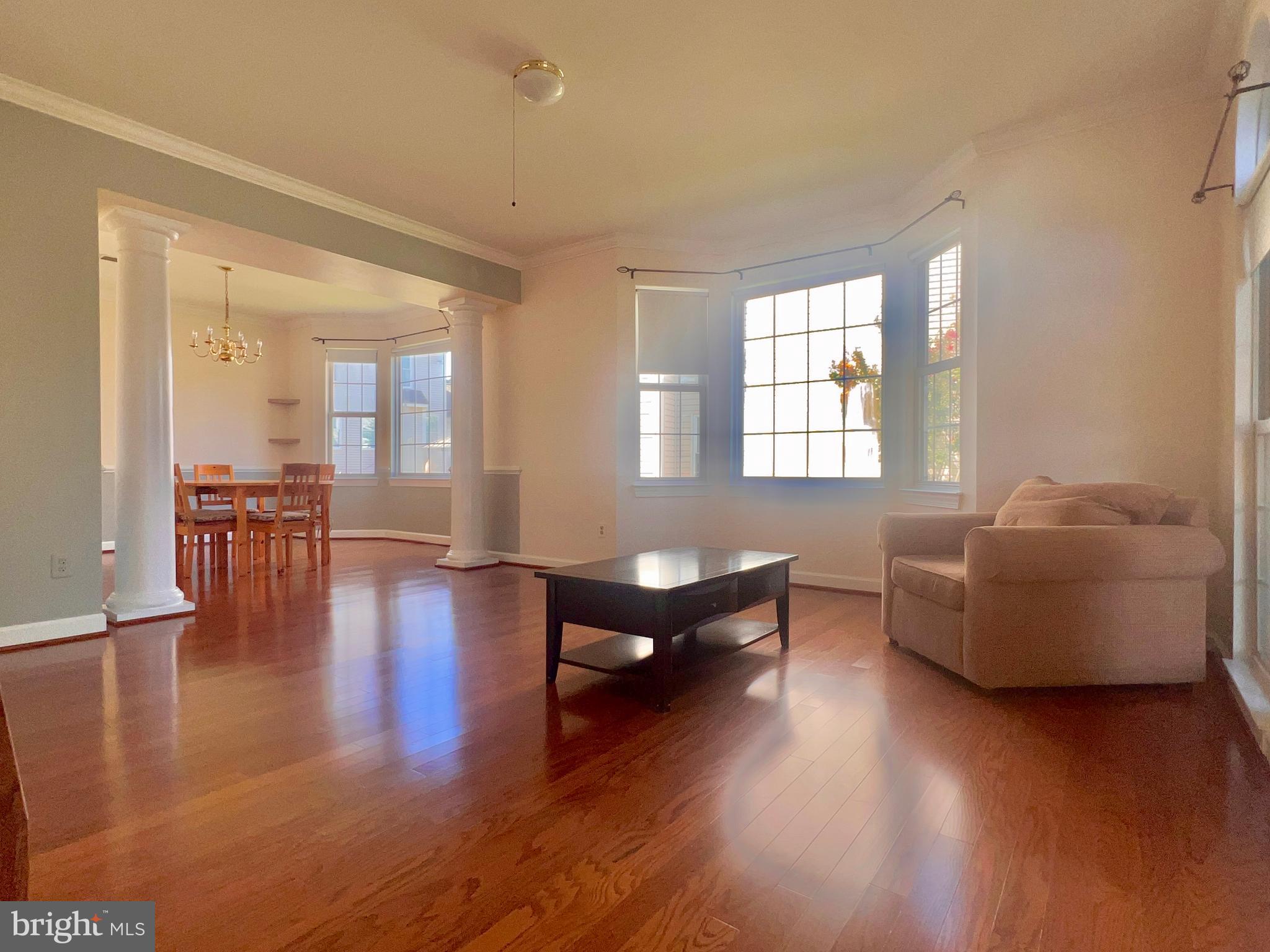 ASHBURN VILLAGE - Residential Lease