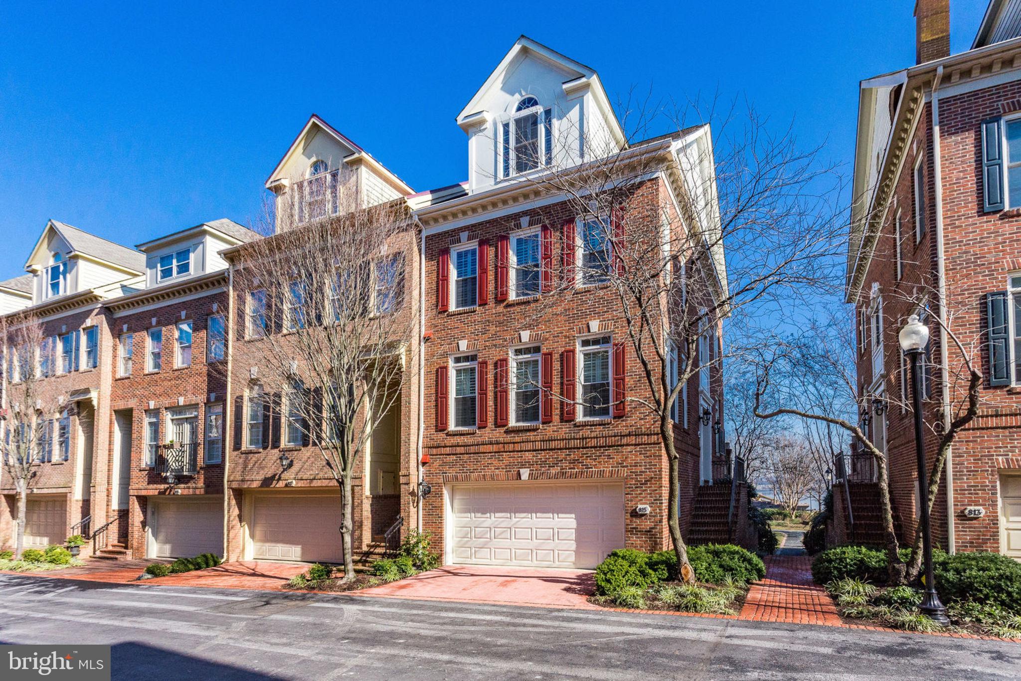 RIVERGATE - Residential