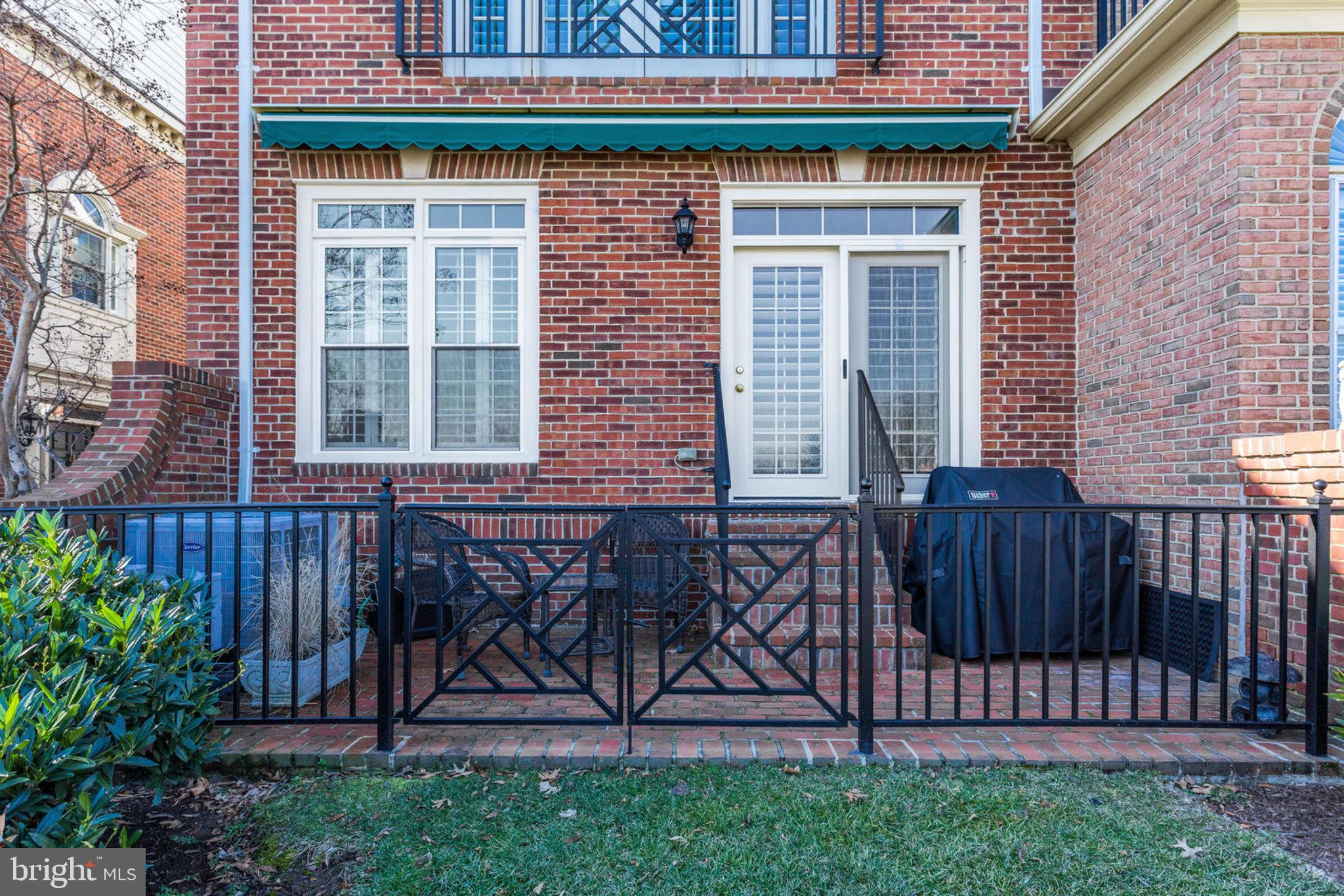 RIVERGATE - Residential