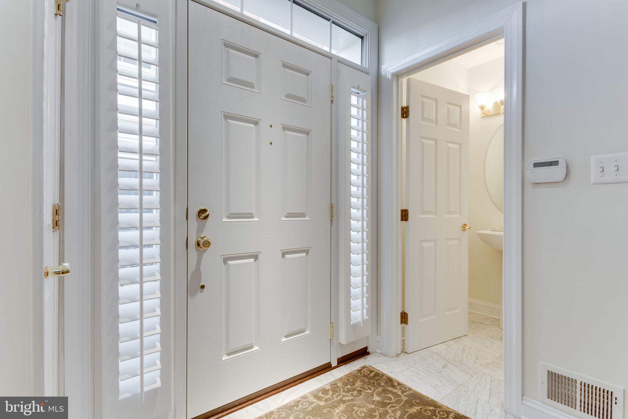 RIVERGATE - Residential