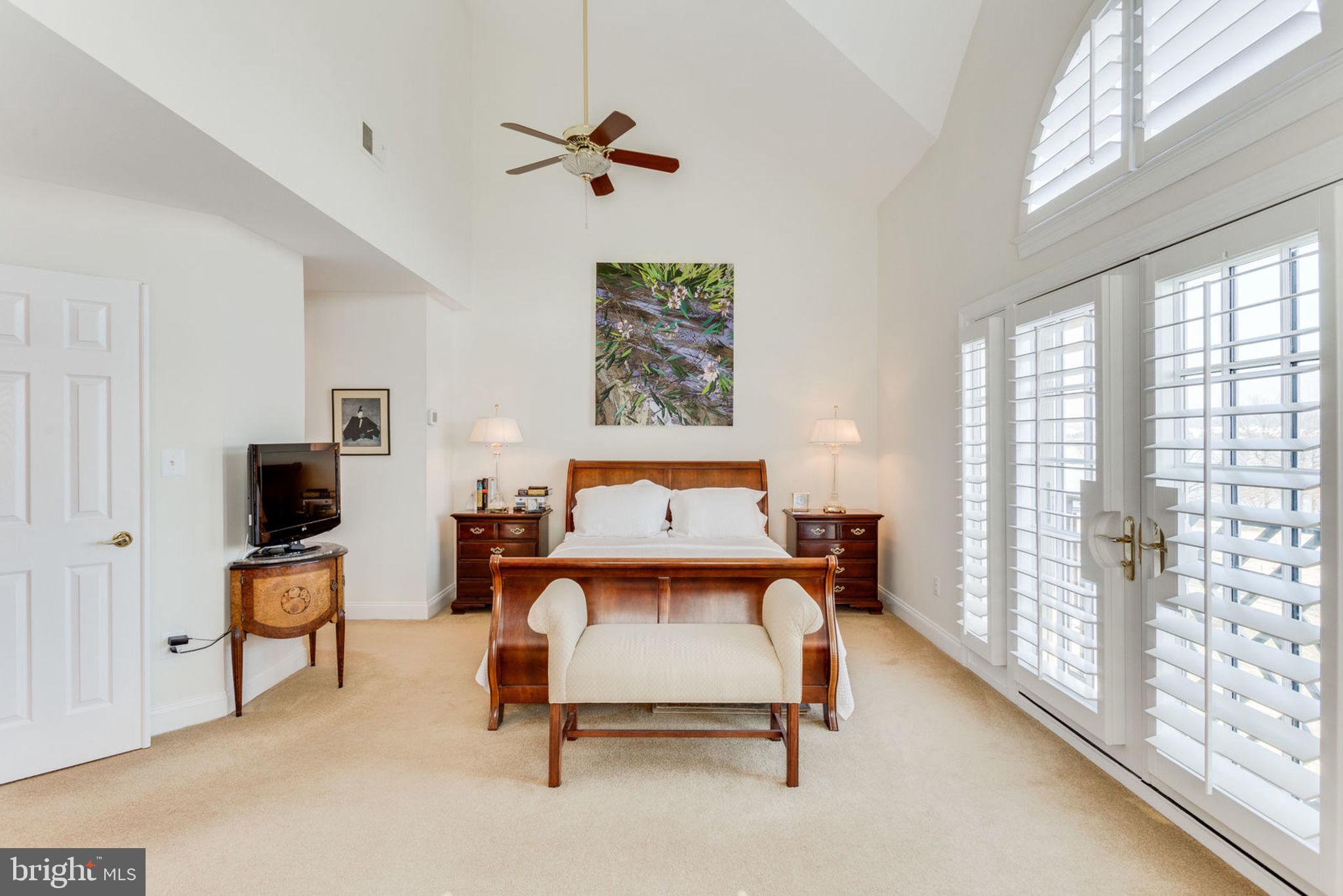 RIVERGATE - Residential