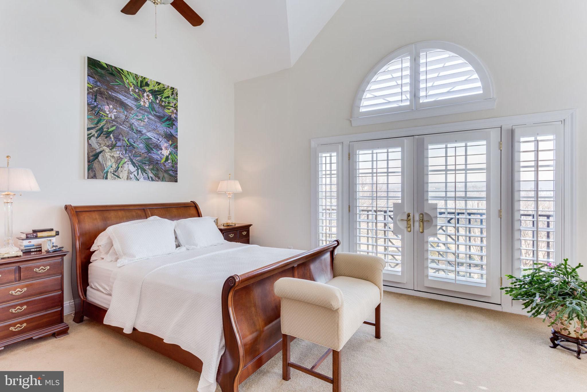 RIVERGATE - Residential