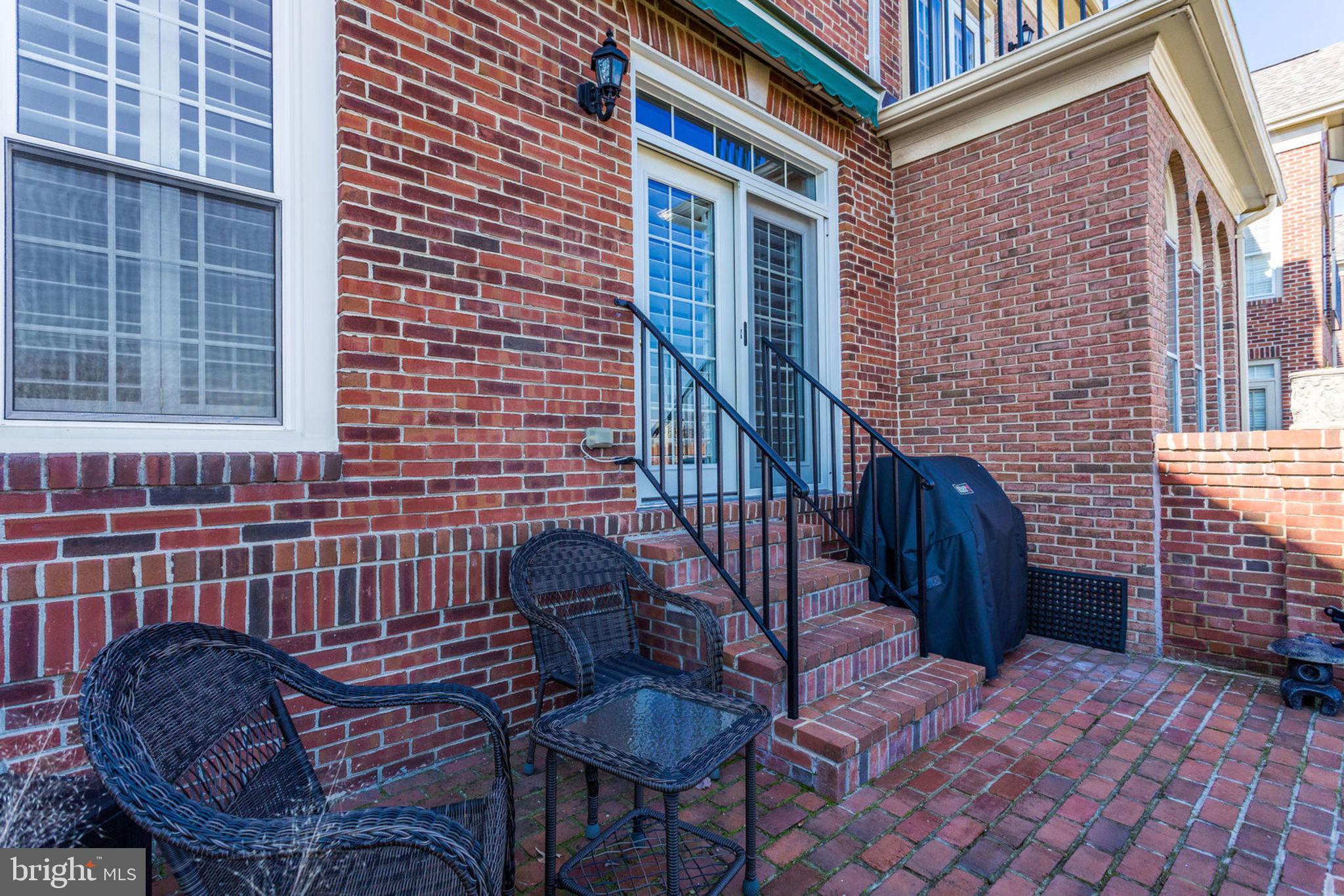 RIVERGATE - Residential